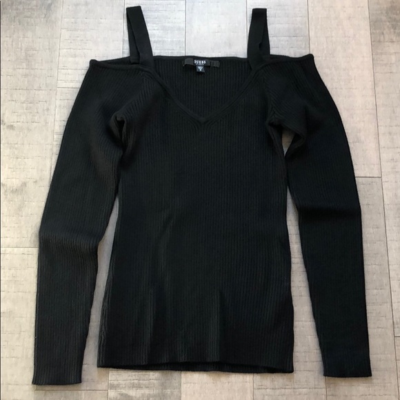 Guess Sweaters - Guess sweater